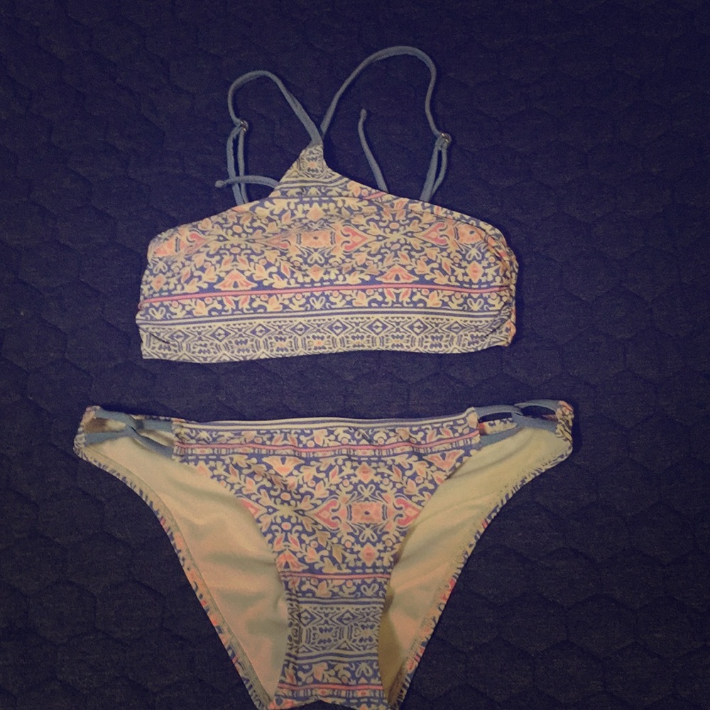 Xhilaration medium bikini